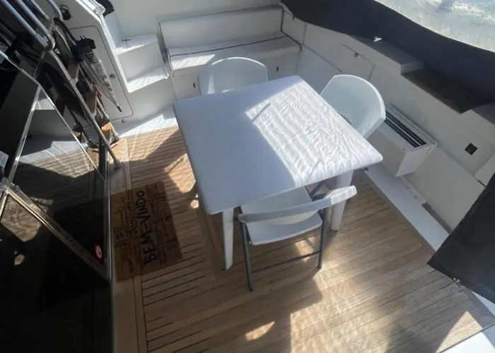 Beautiful And Magnific Yacht